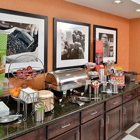 Hampton Inn Ottumwa Bagian luar foto