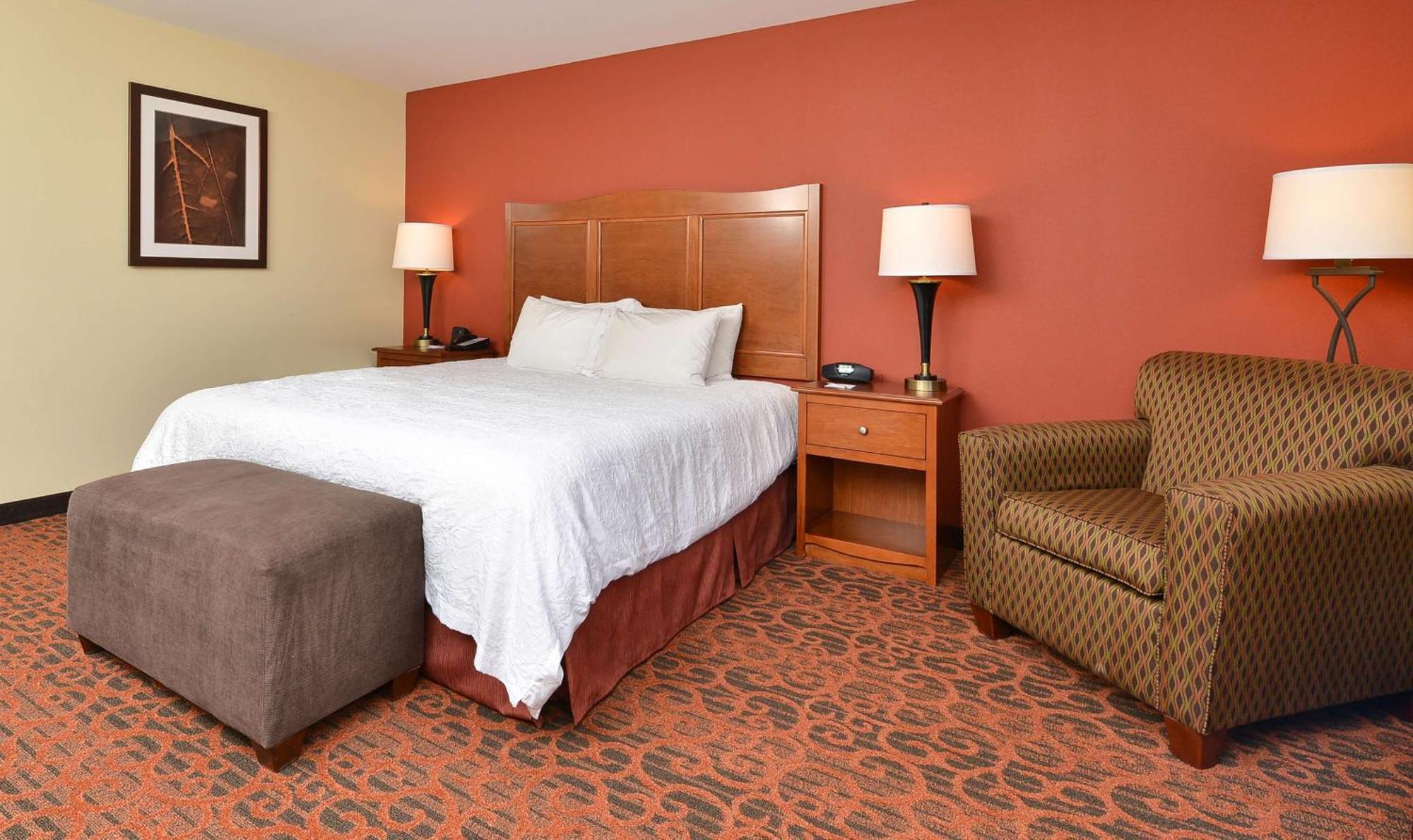 Hampton Inn Ottumwa Bagian luar foto