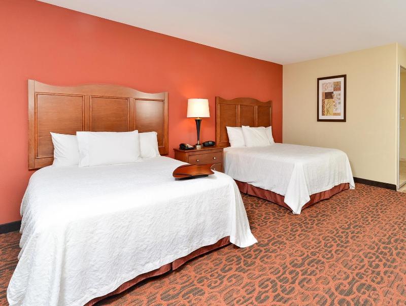 Hampton Inn Ottumwa Bagian luar foto
